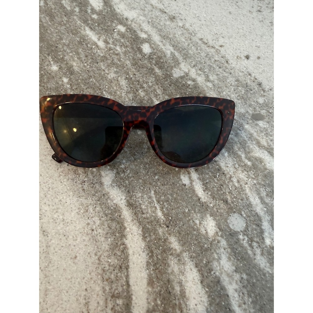 Peepers Capri sunglasses womens tortoise shell frames +2.00 PD 62+1mm